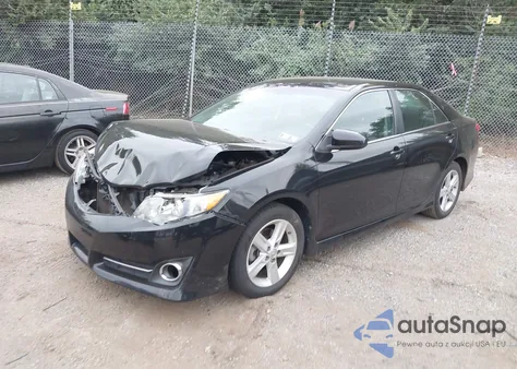 2014 Toyota Camry L/Se/Le/Xle z USA, uszkodzony, nr VIN 4T1BF1FK6EU378888